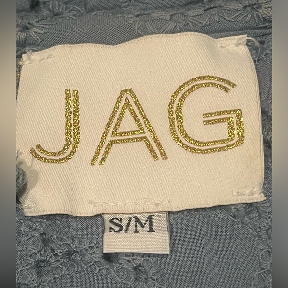 BLUE EYELET JAG TOP FEMININE,NOSTALGIC, CASUAL CUT OUT PATTERN SIZE S/M - Picture 9 of 9